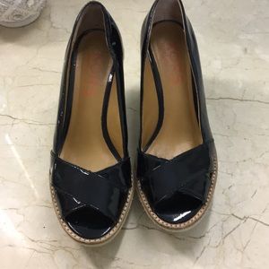 Kors MICHAEL kors wedged size 6.5M